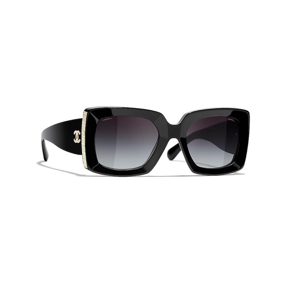 CHANEL Accessories - CHANEL 2021 SUNGLASSES